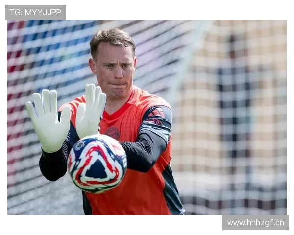 格雷为参加世俱杯请假作为教师攻入奥克兰城唯一进球成焦点